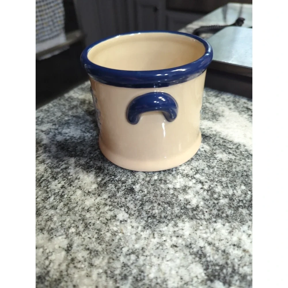 Tender Heart Small Crock Beige/Blue Raised Relief Blue Bird Design Country 4